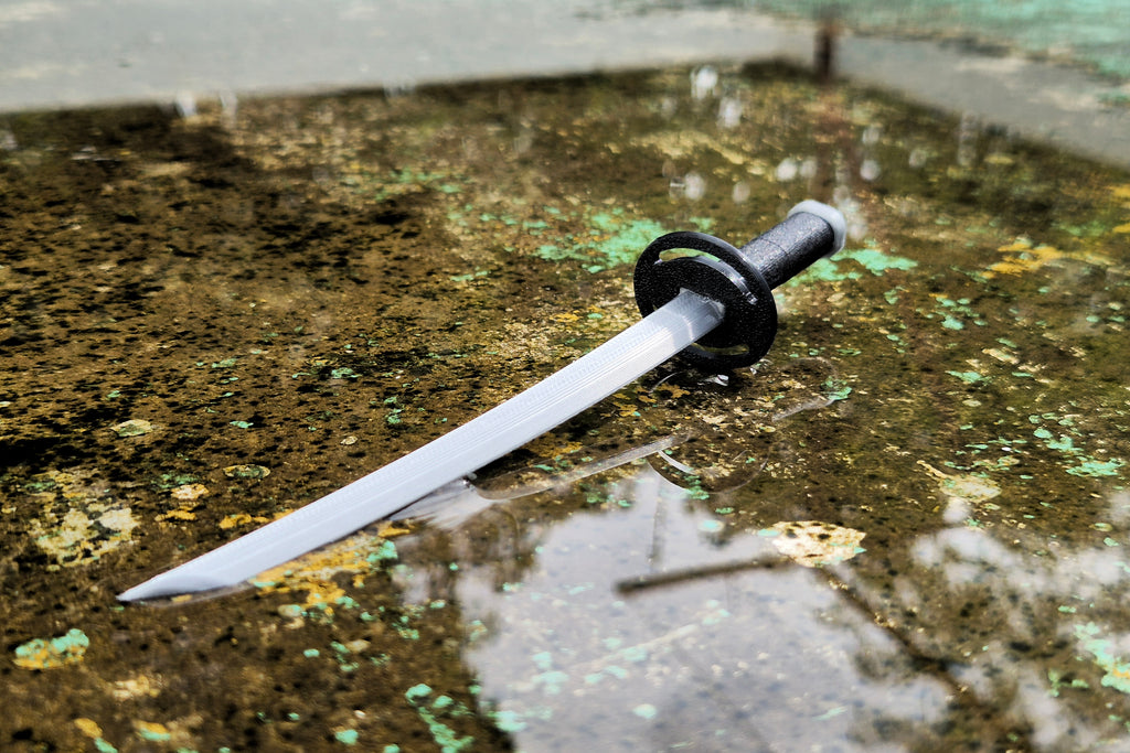 Shiranui Katana miniature with stand - Sword from Kensei Ōkoku